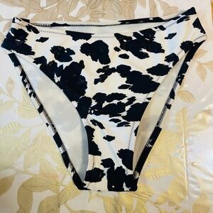 Swimsuit bottoms women Size S/M black & white shimmering Made In Poland